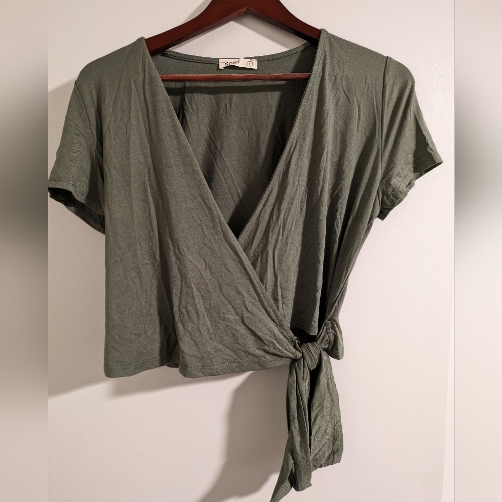 Sozy- Elena crop top (wrap), Olive, L
